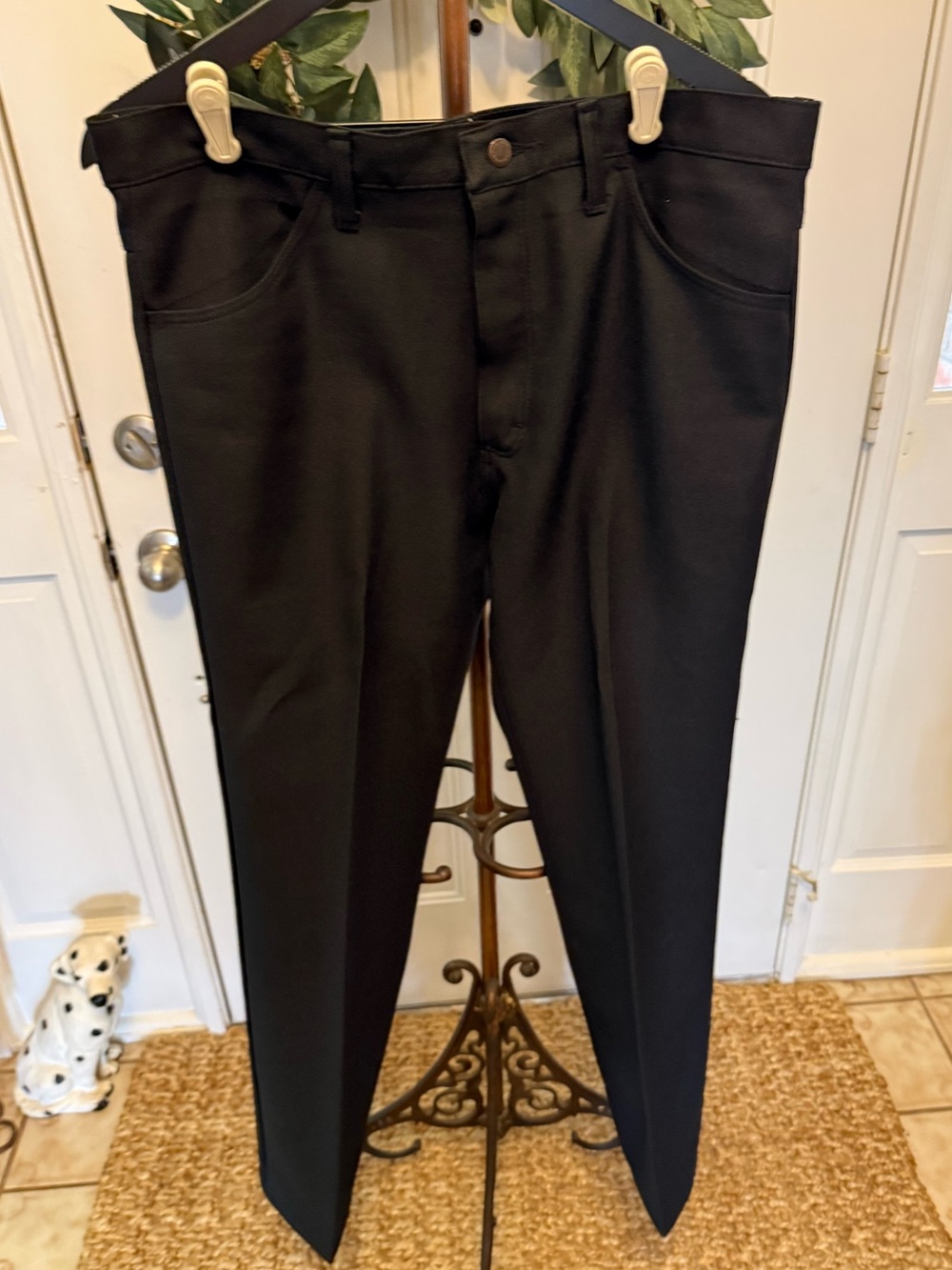 NWOT Wrangler Rancher Dress Jeans Black 36X32